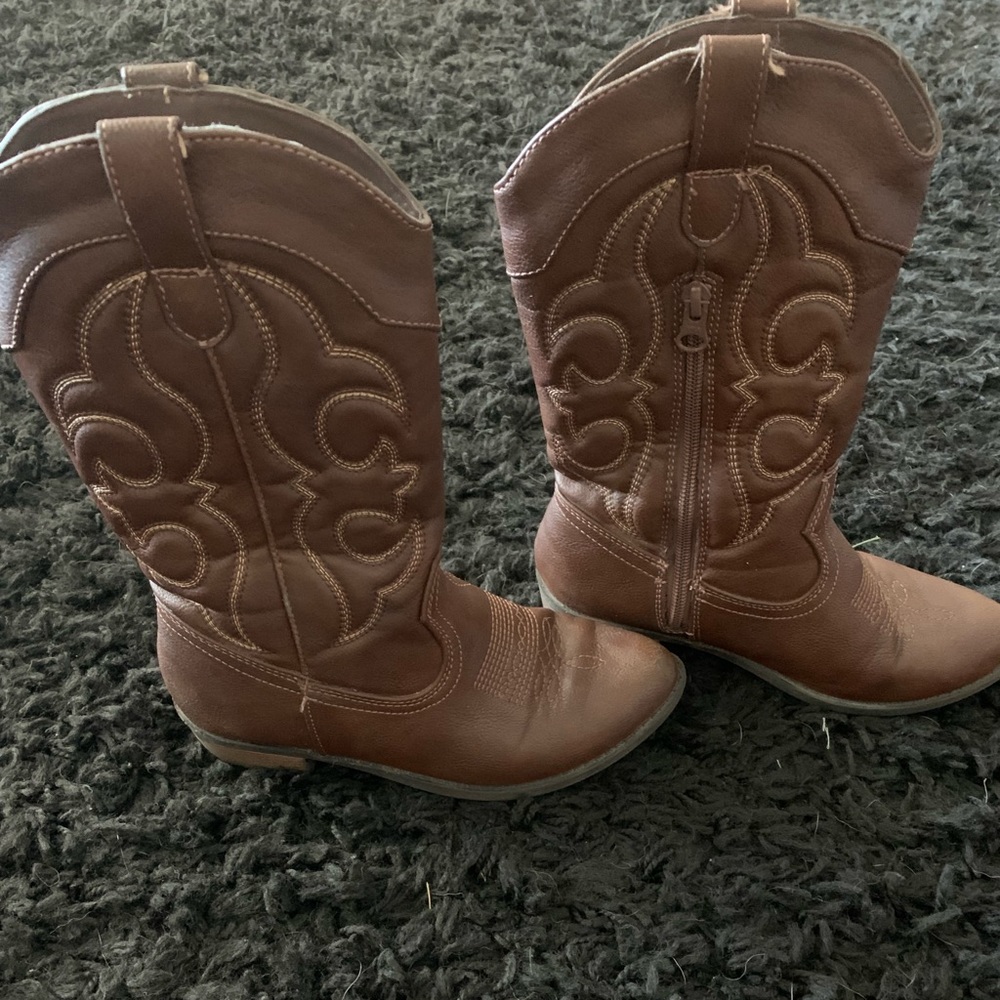 Girls cowgirl boots